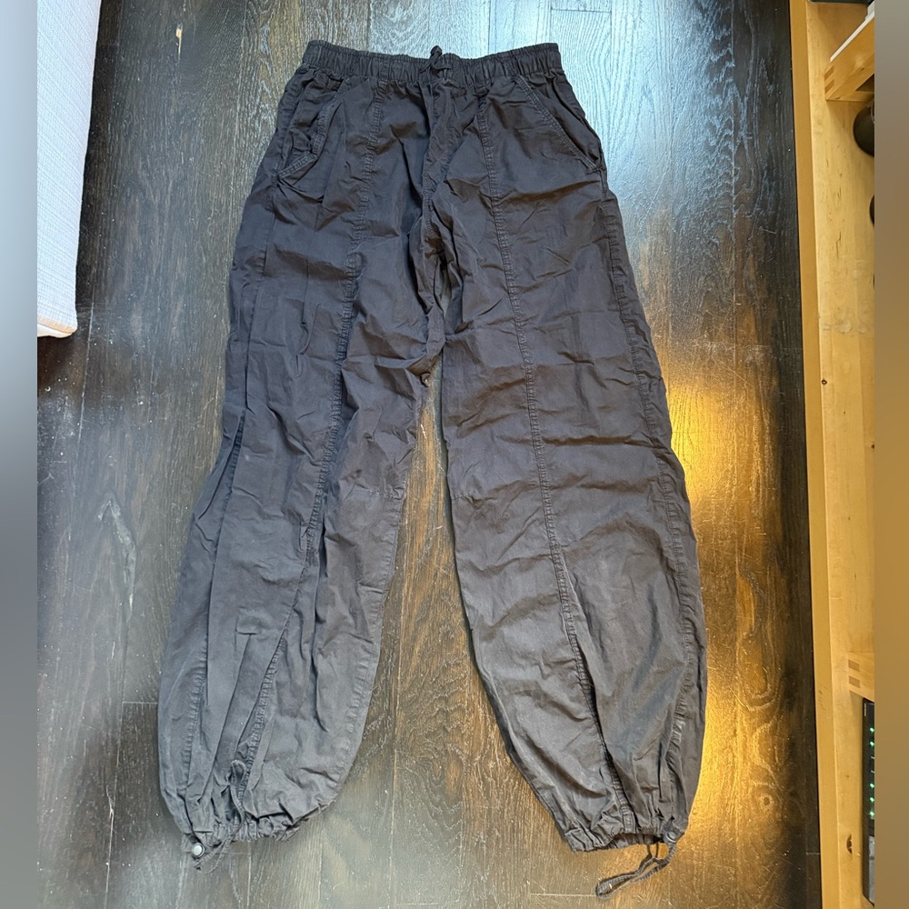 Zara women’s Charcoal Joggers